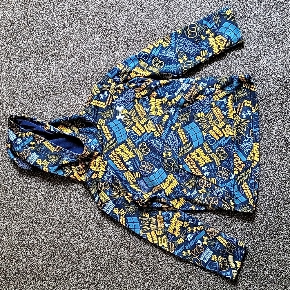 Under Armour Sweatshirt